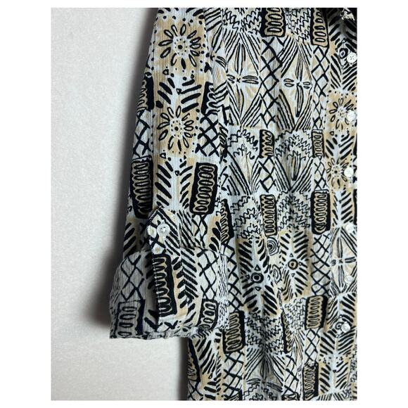 Appleseed's Petite Button Up Floral Print Adjustable Sleeve Blouse Size PS - Picture 7 of 10